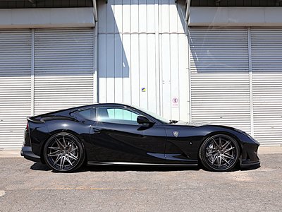FERRARI 812 SUPERFAST - 4