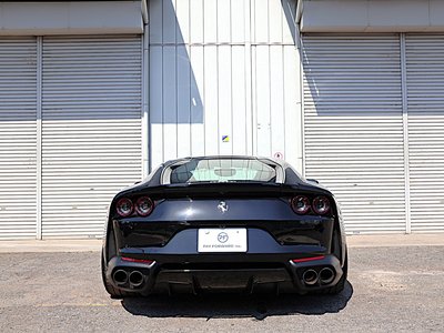 FERRARI 812 SUPERFAST - 6