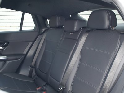 صورة مصغرة 11 لـ 2025 Mercedes-BENZ GLC
