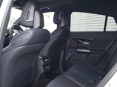 2025 Mercedes-BENZ GLC 照片 9