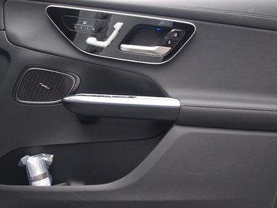صورة مصغرة 13 لـ 2025 Mercedes-BENZ GLC