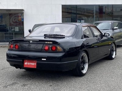 NISSAN SKYLINE - 2