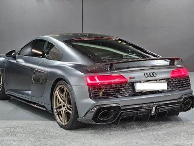 AUDI R8 - 5