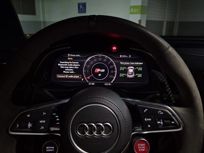 AUDI R8 - 8