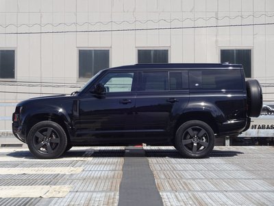 LAND ROVER DEFENDER - 6
