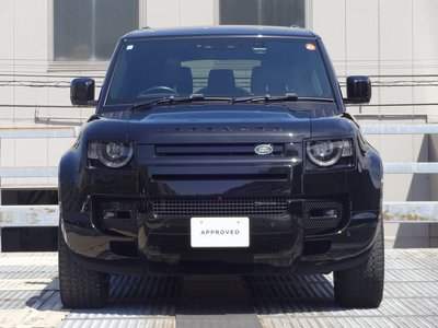 LAND ROVER DEFENDER - 8