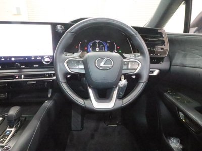 2023 Lexus RX — миниатюра 37