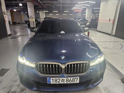 2021 BMW 5 SERIES 照片 1