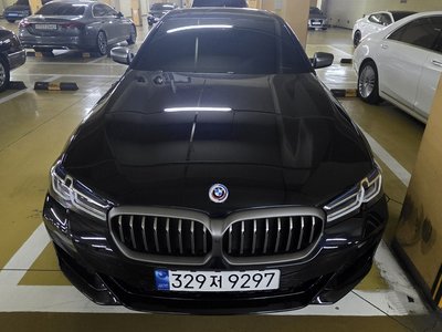 BMW 5 SERIES - 1