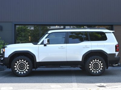 TOYOTA LAND CRUISER 250 - 9