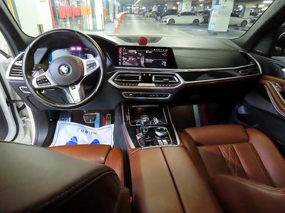BMW X7 - 10