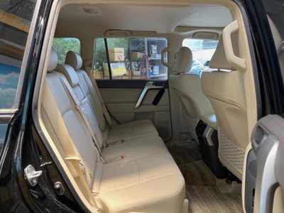 TOYOTA LAND CRUISER PRADO - 9