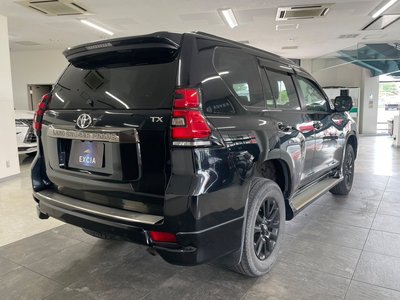 TOYOTA LAND CRUISER PRADO - 9