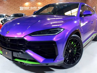 LAMBORGHINI URUS - 1