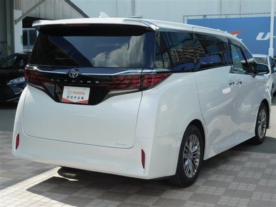 2023 Toyota ALPHARD — фото 4