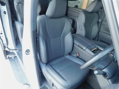 2023 Toyota ALPHARD — фото 7