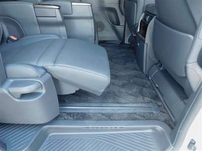 2023 Toyota ALPHARD — фото 9