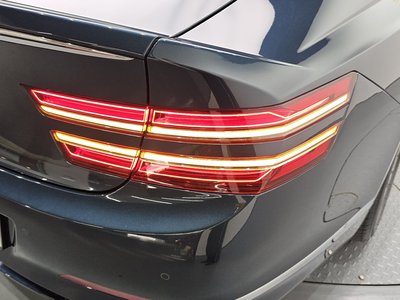 GENESIS G80 (RG3) - 10