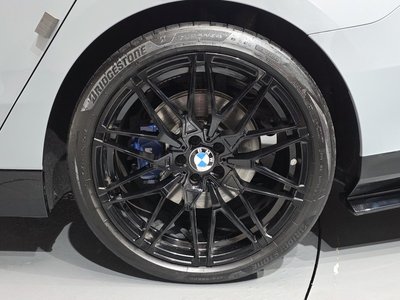 BMW 5 SERIES - 8
