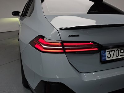 BMW 5 SERIES - 10