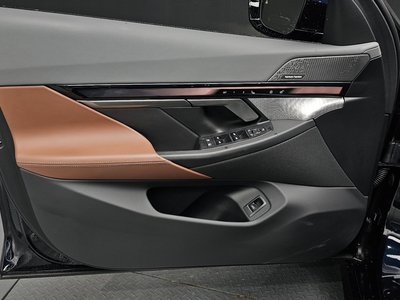 2024 BMW 5 SERIES thumbnail 14