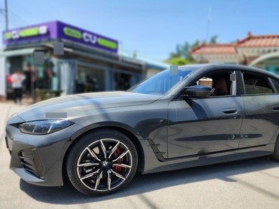 2024 BMW I4 照片 2