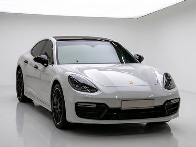 صورة 5 لـ 2020 Porsche PANAMERA