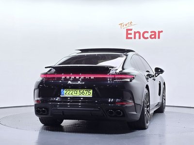 PORSCHE PANAMERA - 3