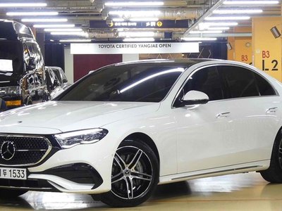 MERCEDES-BENZ E-CLASS - 6