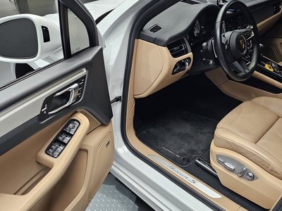 صورة مصغرة 13 لـ 2022 Porsche MACAN