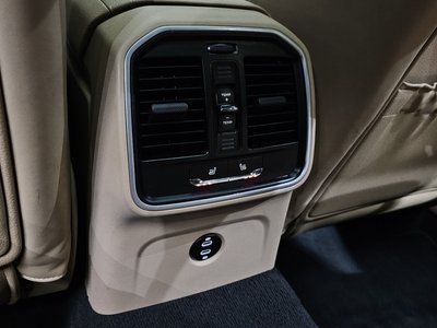 صورة مصغرة 30 لـ 2022 Porsche MACAN