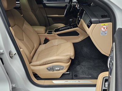 صورة مصغرة 16 لـ 2022 Porsche MACAN