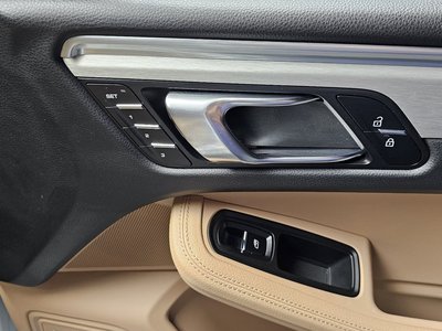 صورة مصغرة 25 لـ 2022 Porsche MACAN
