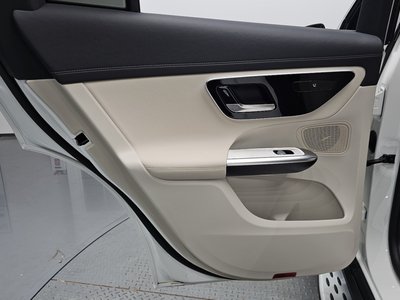 صورة مصغرة 15 لـ 2024 Mercedes-BENZ GLC