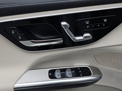صورة مصغرة 30 لـ 2024 Mercedes-BENZ GLC