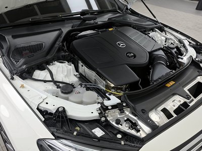 MERCEDES-BENZ E-CLASS - 7