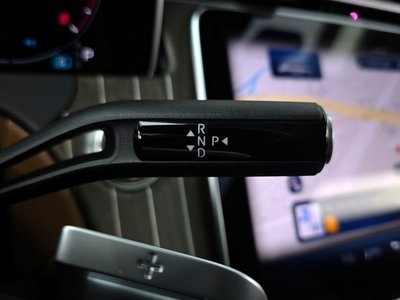 MERCEDES-BENZ E-CLASS - 9