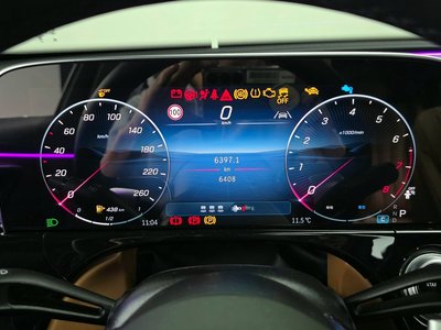 MERCEDES-BENZ E-CLASS - 8