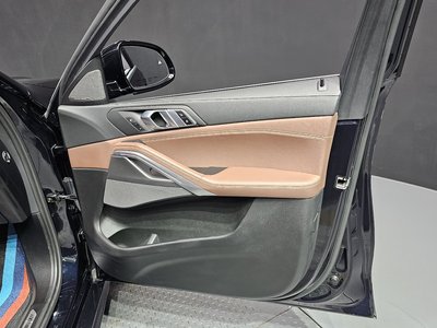 2020 BMW X6 — миниатюра 15