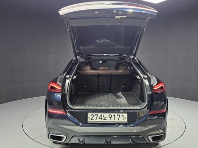 2020 BMW X6 — миниатюра 25