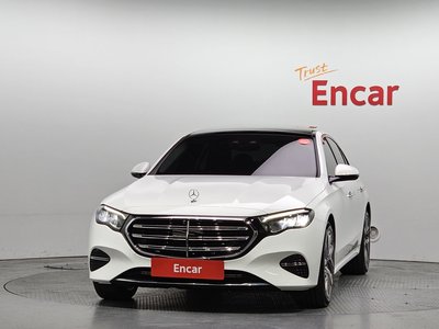 MERCEDES-BENZ E-CLASS - 2