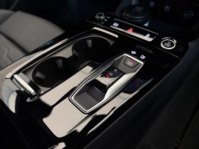 2025 AUDI A6 SPORTBACK E-TRON — миниатюра 64