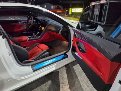 BMW 8 SERIES - 8