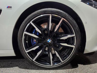 BMW 8 SERIES - 7