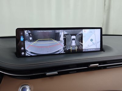 2023 Genesis GV70 — миниатюра 20