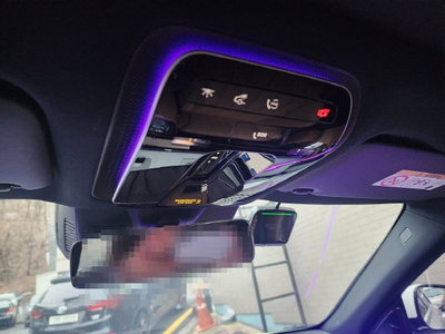 MERCEDES-BENZ E-CLASS - 9