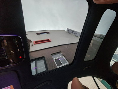 MERCEDES-BENZ E-CLASS - 5