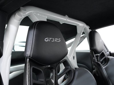 PORSCHE 911 - 10
