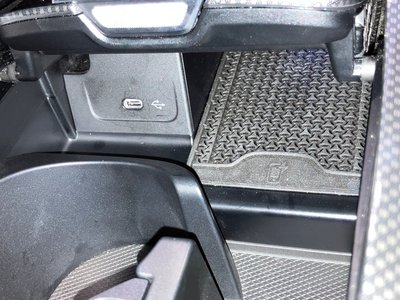 2024 Mercedes-BENZ C-CLASS AMG 缩略图 40