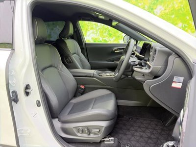 TOYOTA CROWN CROSSOVER - 4